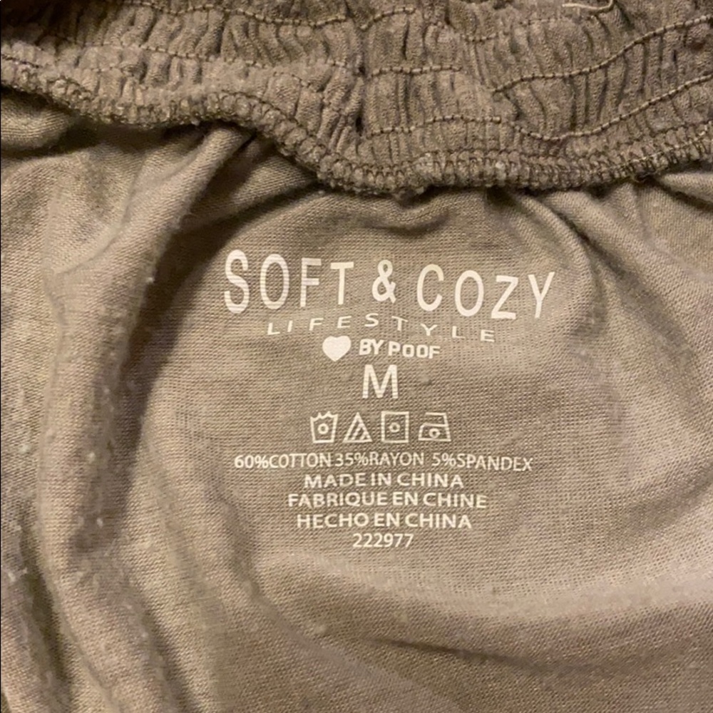 Cropped Tee - Picture 2 of 3